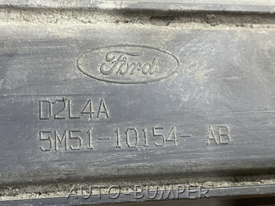 Ford Focus 2 2005-2011 Накладка порога правого 5M5110154AB, 1380593